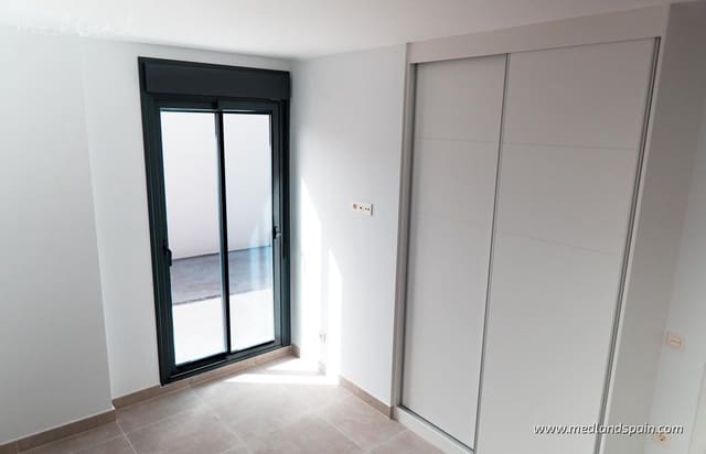 3 quarto Moradia para venda em Polop com piscina garagem - 620 000 € (Ref: 9200645)