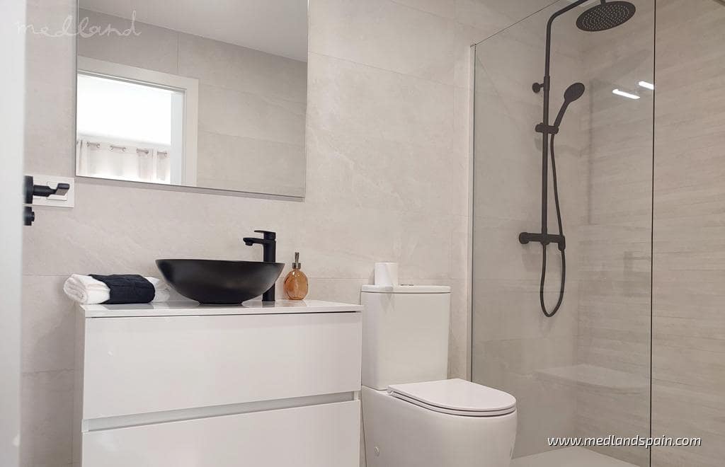 Chalet de 3 habitaciones en Balsicas en venta con piscina garaje - 330.000 € (Ref: 9206627)