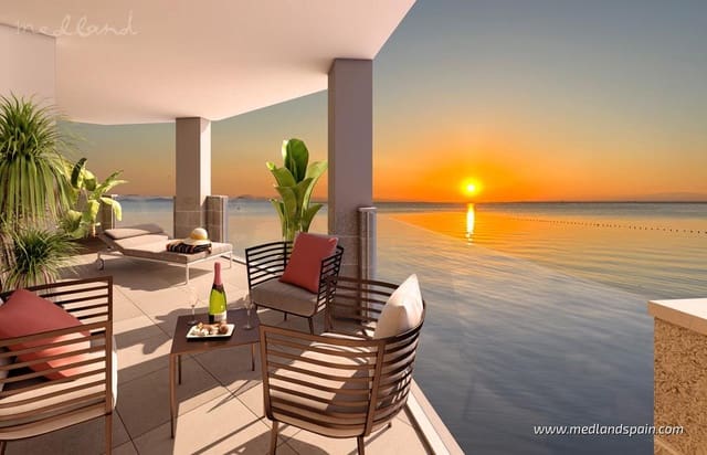 2 soverom Leilighet til salgs i La Manga del Mar Menor med svømmebasseng - € 385 000 (Ref: 9208443)
