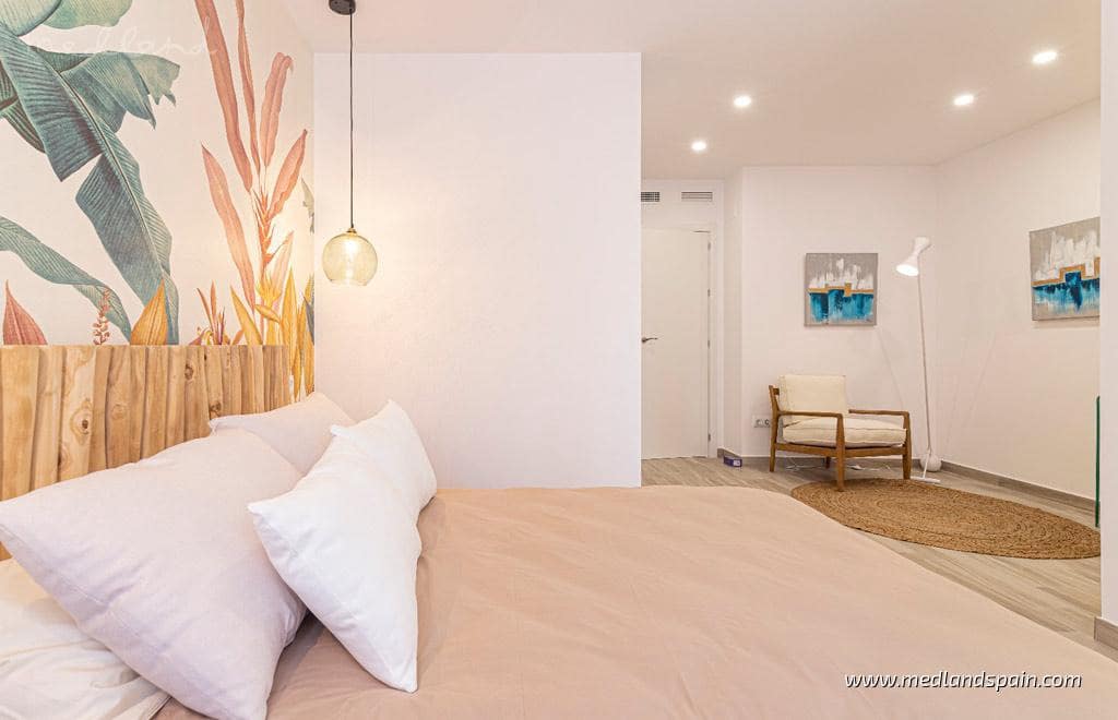 2 soveværelse Byhus til salg i La Manga del Mar Menor med swimmingpool - € 260.560 (Ref: 9208444)