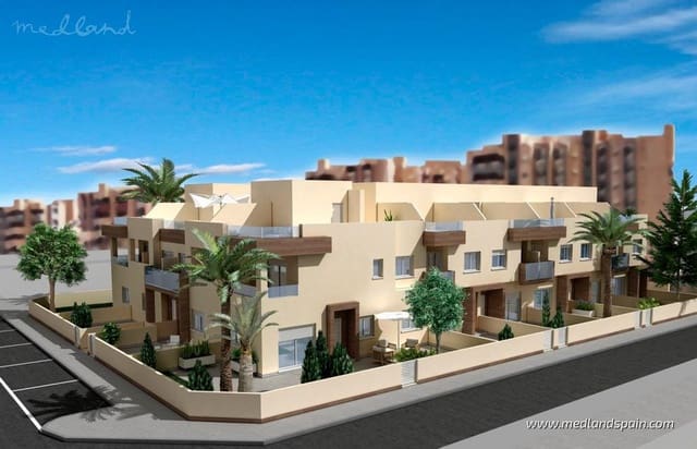2 soveværelse Byhus til salg i La Manga del Mar Menor med swimmingpool - € 260.560 (Ref: 9208444)