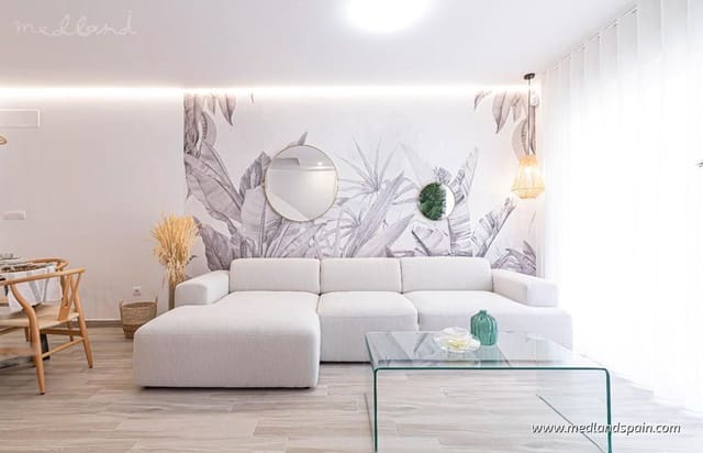 2 makuuhuone Omakotitalo myytävänä paikassa La Manga del Mar Menor mukana uima-altaan - 260 560 € (Ref: 9208444)