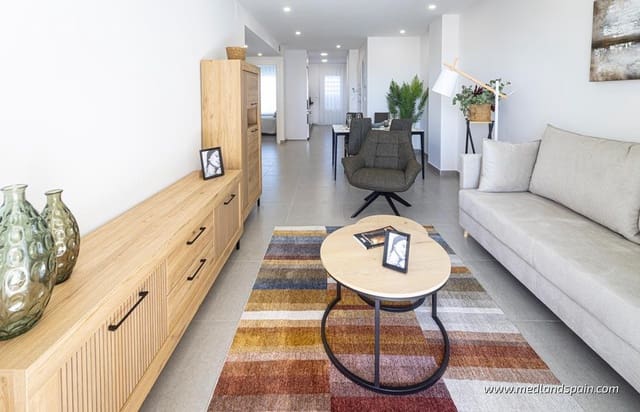 2 soveværelse Lejlighed til salg i La Manga del Mar Menor med swimmingpool - € 213.259 (Ref: 9215224)