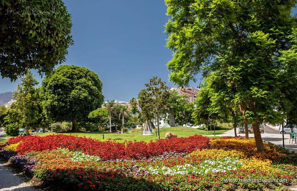 2 quarto Apartamento para venda em Estepona com piscina garagem - 320 000 € (Ref: 9232742)