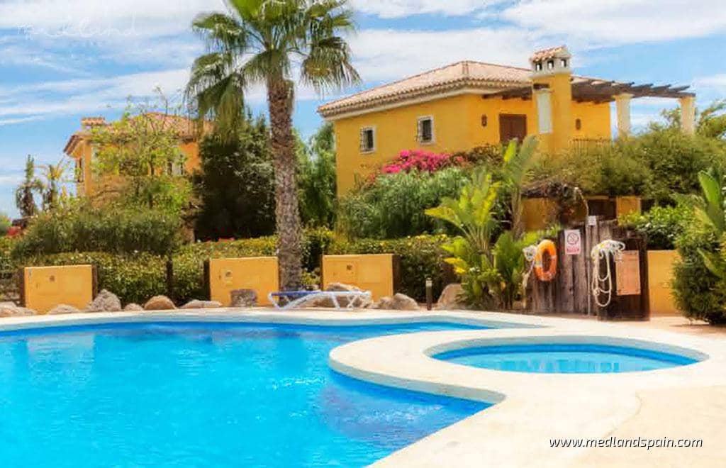 4 soveværelse Villa til salg i Palomares med swimmingpool garage - € 406.850 (Ref: 9243174)