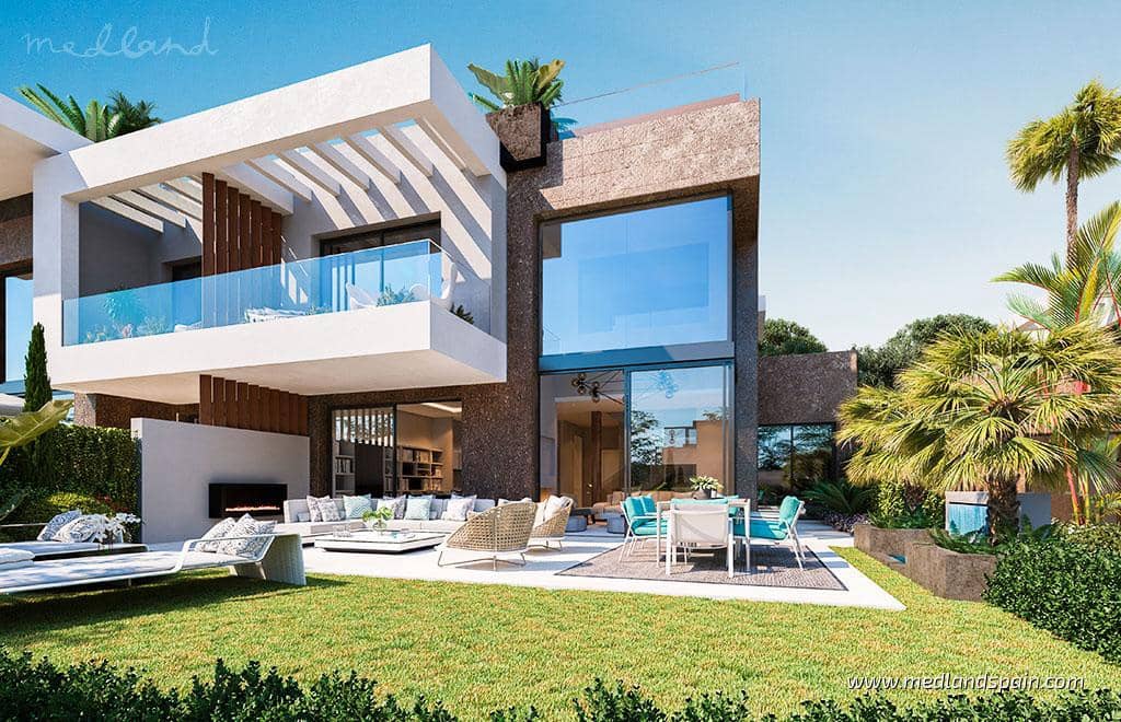 4 sypialnia Willa na sprzedaż w Marbella z basenem garażem - 1 675 000 € (Ref: 9243177)