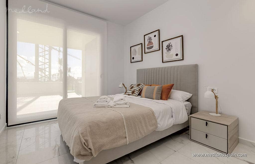 2 quarto Apartamento para venda em Torrevieja com piscina garagem - 289 000 € (Ref: 9257061)