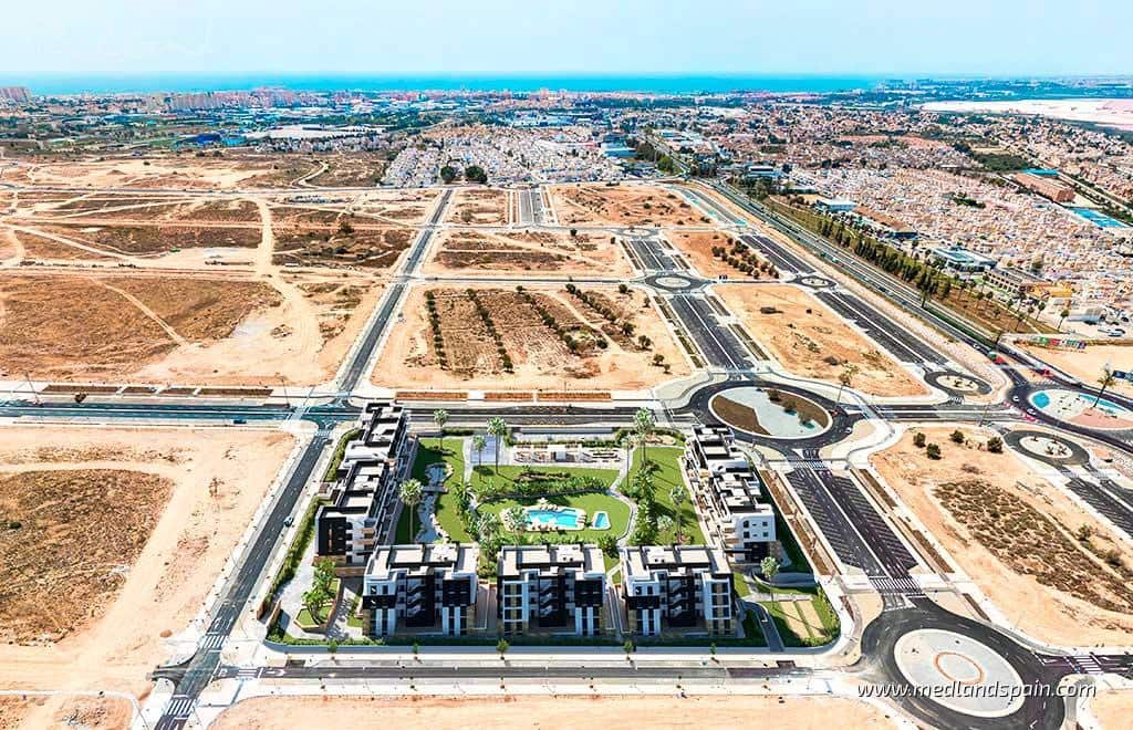 2 soverom Leilighet til salgs i Torrevieja med svømmebasseng garasje - € 325 000 (Ref: 9257062)