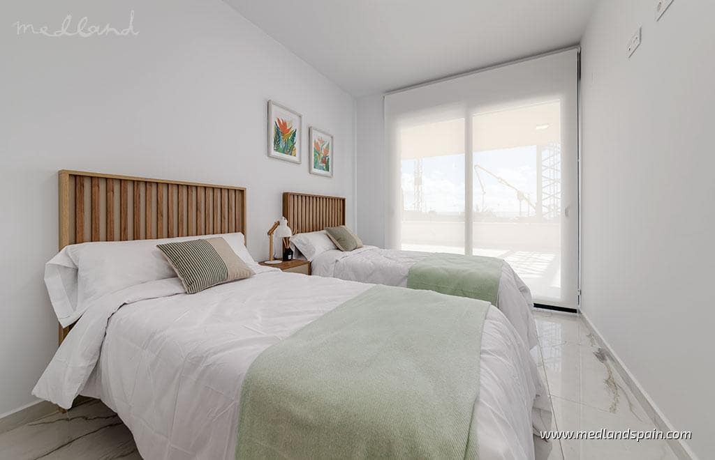 2 bedroom Apartment for sale in Torrevieja with pool garage - € 349,000 (Ref: 9257062)