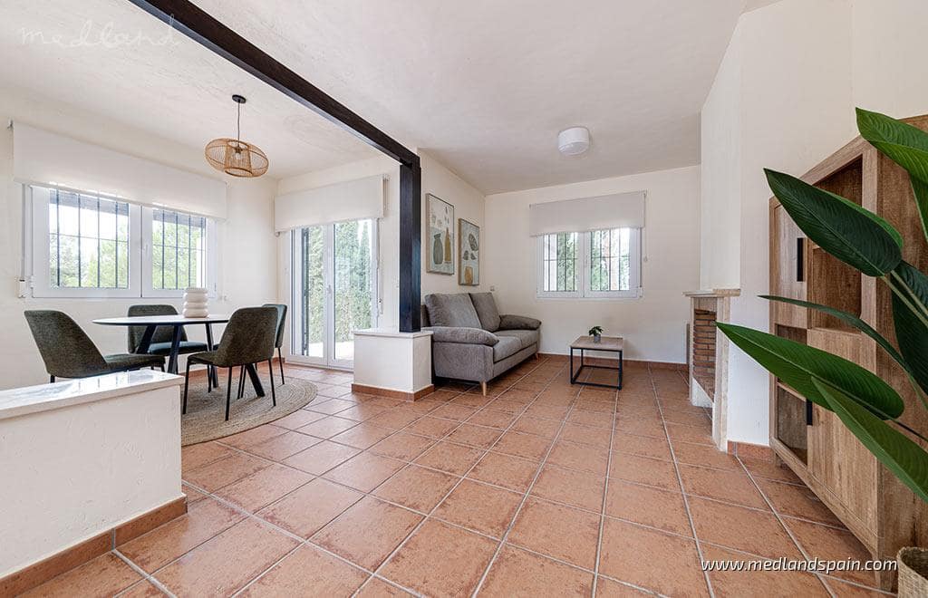 2 soveværelse Byhus til salg i Las Palas med swimmingpool - € 236.000 (Ref: 9285653)