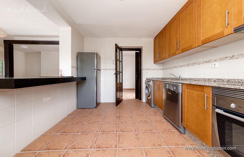 2 bedroom Villa for sale in Hacienda del Alamo with pool - € 242,000 (Ref: 9285653)