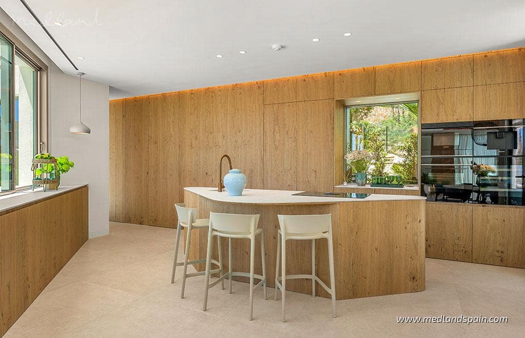 3 bedroom Villa for sale in Dehesa de Campoamor with pool garage - € 2,450,000 (Ref: 9285654)