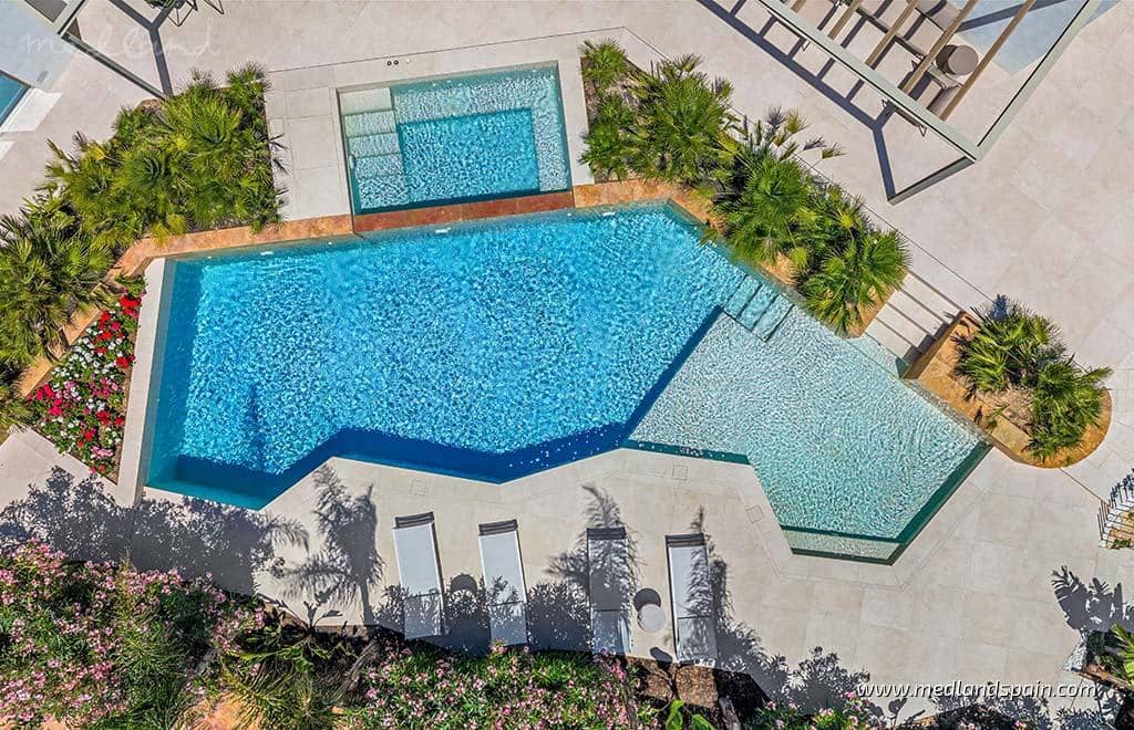 3 bedroom Villa for sale in Dehesa de Campoamor with pool garage - € 2,450,000 (Ref: 9285654)
