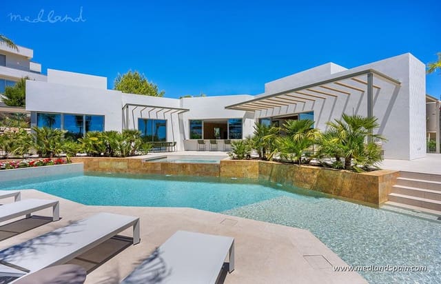 3 quarto Moradia para venda em Las Colinas Golf, Orihuela com piscina garagem - 2 450 000 € (Ref: 9285654)