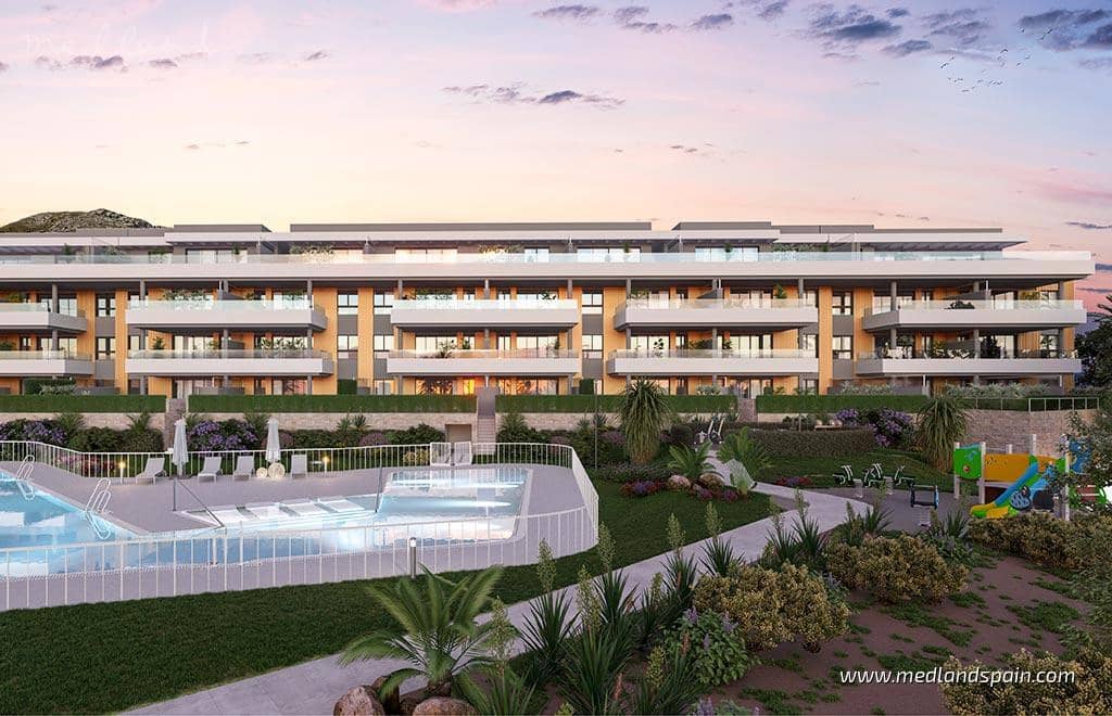 4 soveværelse Lejlighed til salg i Torremolinos med swimmingpool garage - € 695.000 (Ref: 9295054)