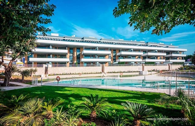 4 sovrum Lägenhet till salu i Torremolinos med pool garage - 795 000 € (Ref: 9295054)