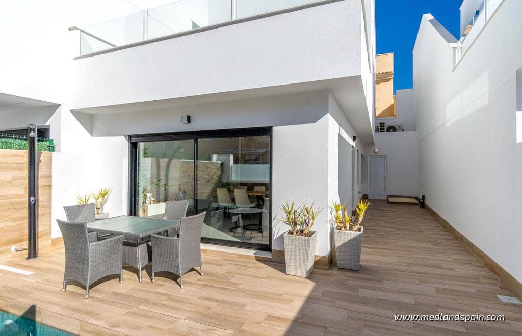 3 makuuhuone Huvila myytävänä paikassa Lo Pagan mukana uima-altaan 
autotalli - 380 000 € (Ref: 9296776)