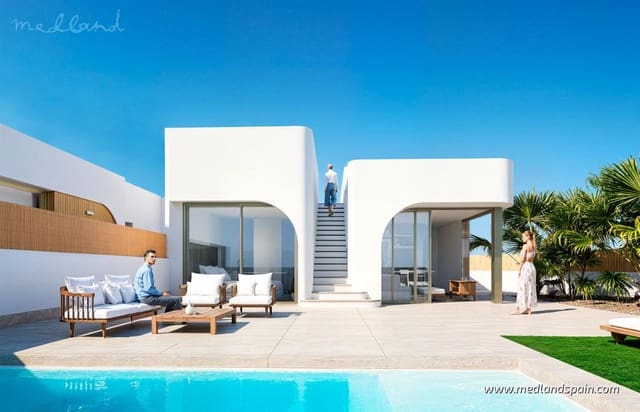 3 makuuhuone Huvila myytävänä paikassa Las Lomas de Rame - Bahía Bella, Los Alcázares mukana uima-altaan 
autotalli - 589 900 € (Ref: 9310807)