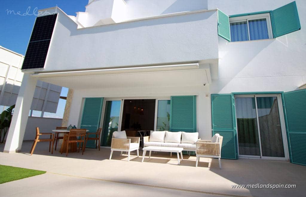 2 soverom Leilighet til salgs i Torre de la Horadada med svømmebasseng garasje - € 375 000 (Ref: 9321766)