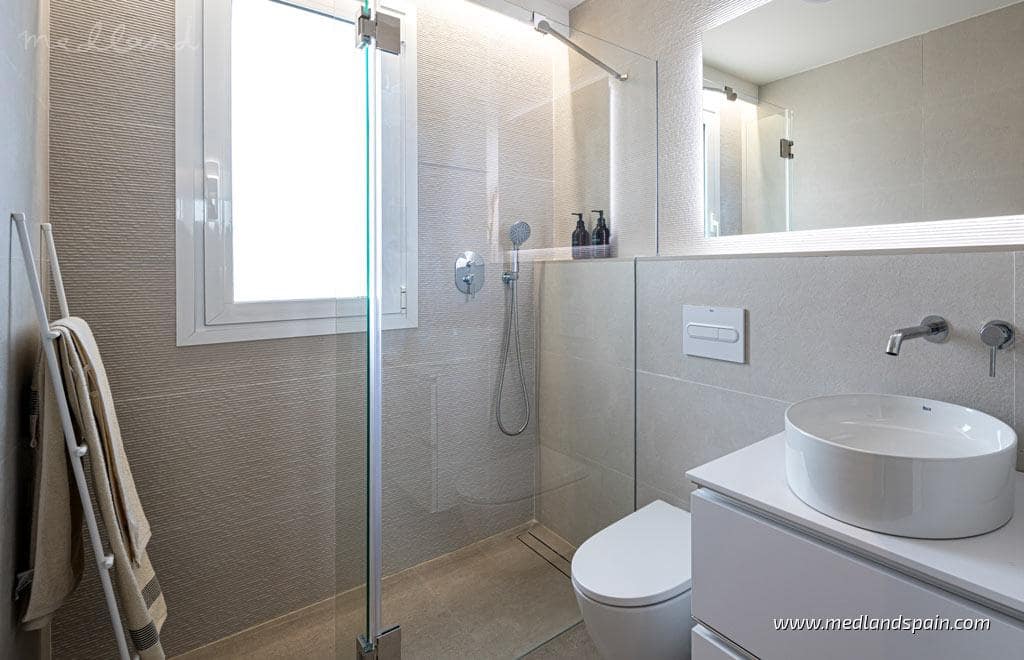 2 bedroom Apartment for sale in Torre de la Horadada with pool garage - € 395,000 (Ref: 9321770)