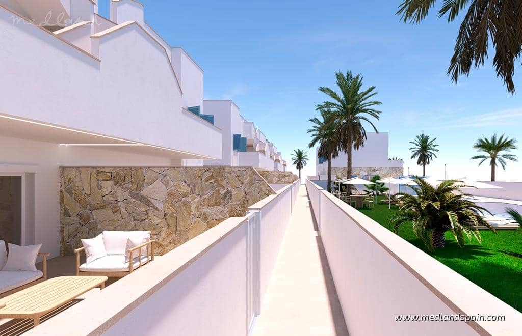 2 bedroom Apartment for sale in Torre de la Horadada with pool garage - € 395,000 (Ref: 9321770)