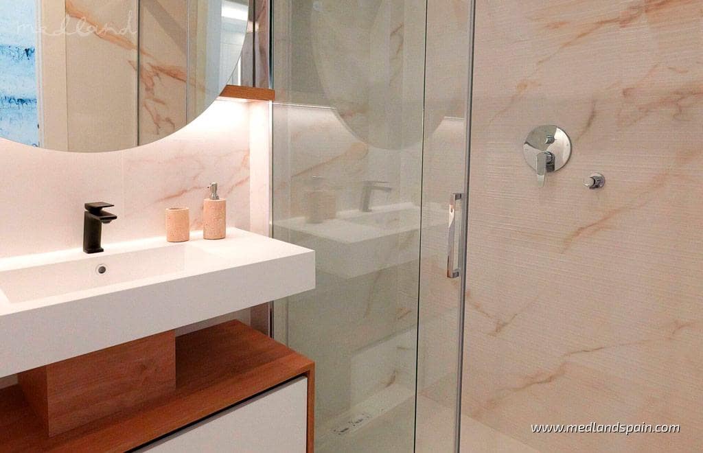 Apartamento de 3 habitaciones en Ciudad Quesada en venta con piscina garaje - 412.100 € (Ref: 9326339)