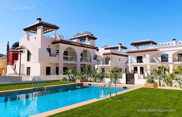 Apartamento de 3 habitaciones en Ciudad Quesada, Rojales en venta con piscina garaje - 412.100 € (Ref: 9326339)