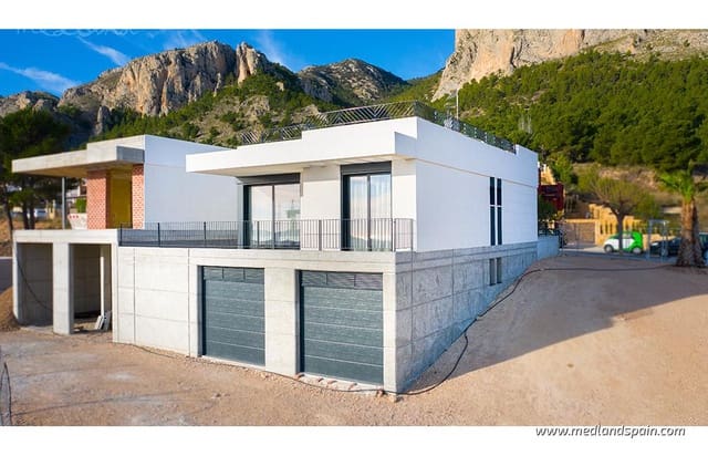 3 Zimmer Villa zu verkaufen in Polop mit Pool Garage - 470.000 € (Ref: 9330544)