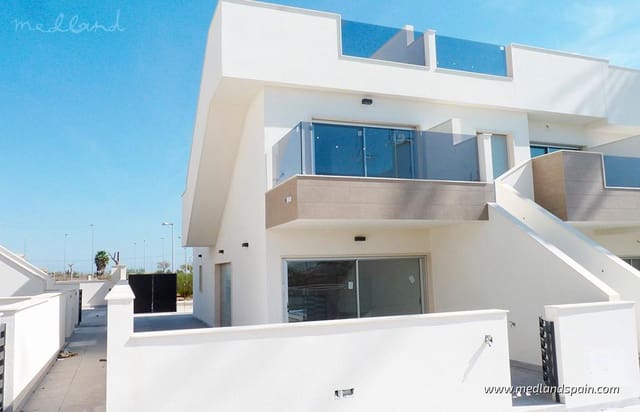 3 makuuhuone Omakotitalo myytävänä paikassa Pilar de la Horadada ciudad, Pilar de la Horadada mukana uima-altaan 
autotalli - 370 000 € (Ref: 9334784)