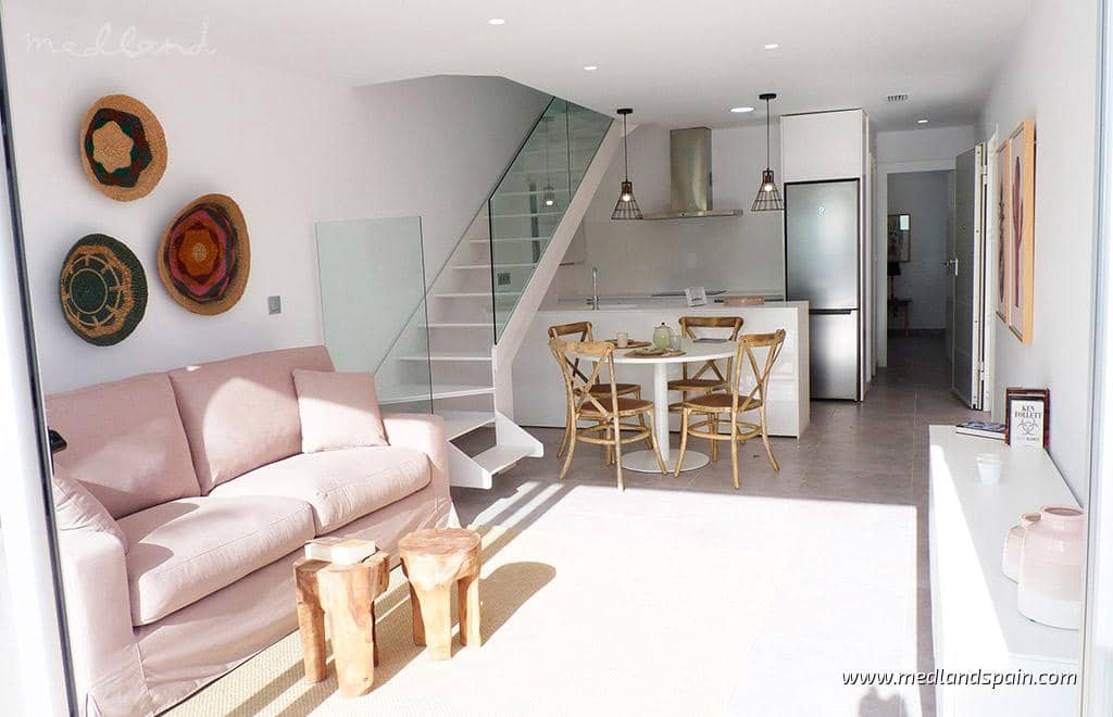 3 makuuhuone Omakotitalo myytävänä paikassa Pilar de la Horadada mukana uima-altaan 
autotalli - 370 000 € (Ref: 9334784)