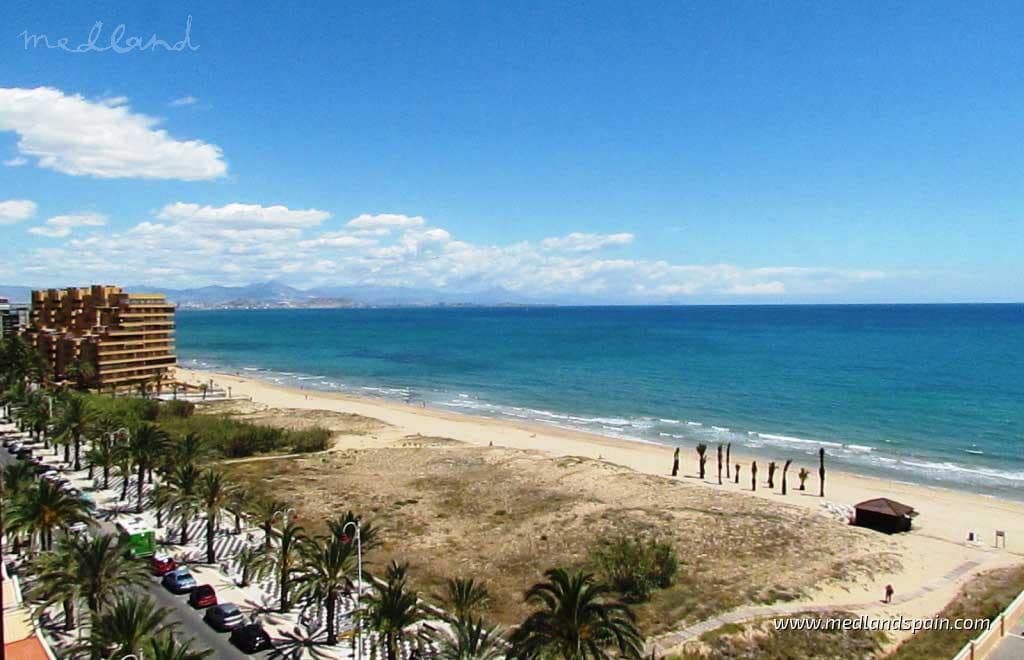 3 slaapkamer Villa te koop in La Romana met zwembad garage - € 375.000 (Ref: 9337841)