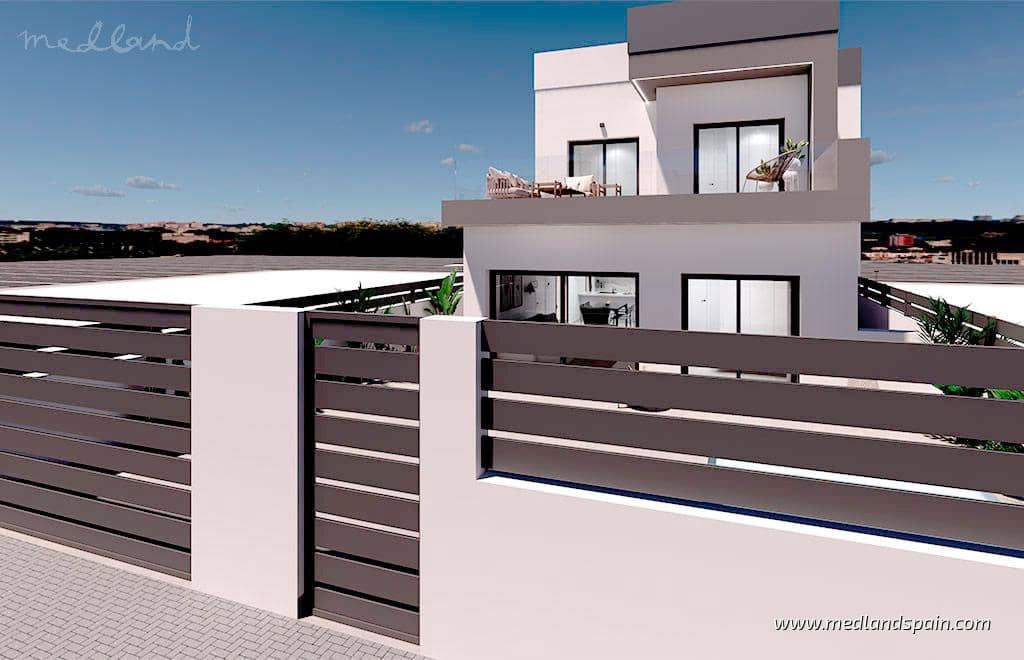 3 soveværelse Villa til salg i Benijofar med swimmingpool garage - € 515.000 (Ref: 9347088)