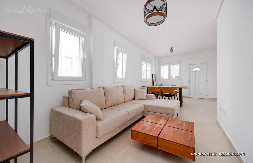 3 bedroom Villa for sale in San Fulgencio with pool - € 275,000 (Ref: 9375098)