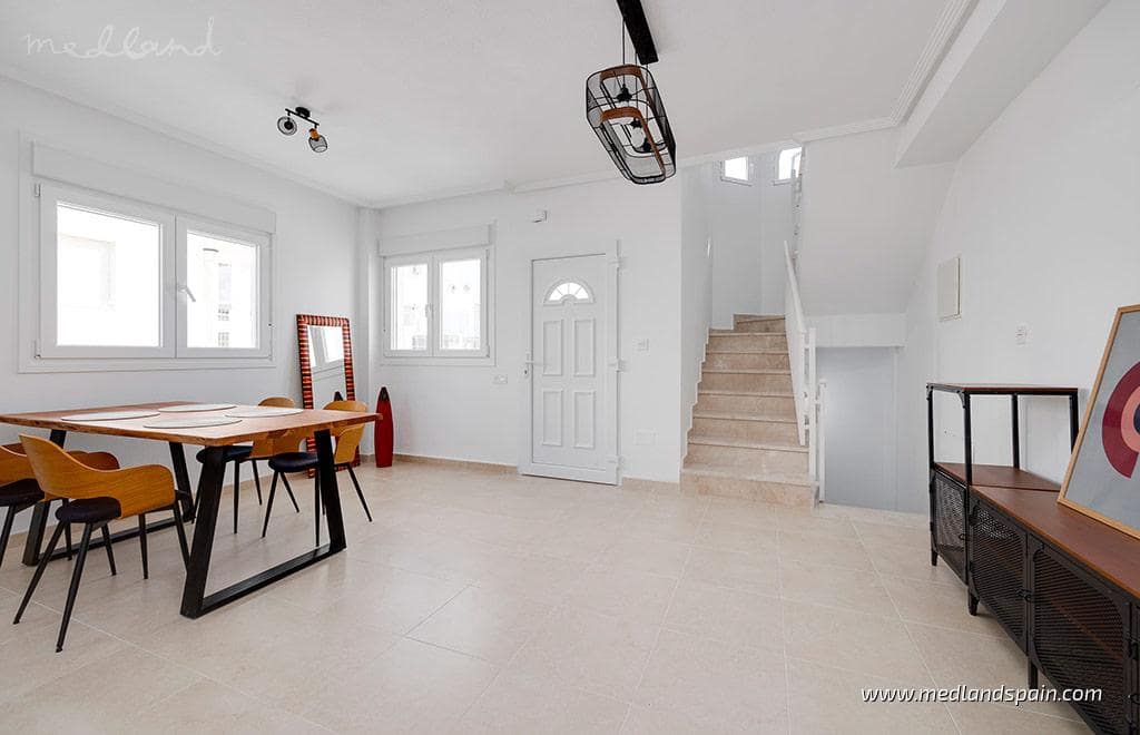 3 bedroom Villa for sale in San Fulgencio with pool - € 275,000 (Ref: 9375098)