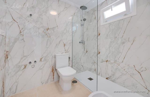 3 soveværelse Villa til salg i San Fulgencio med swimmingpool - € 275.000 (Ref: 9375098)