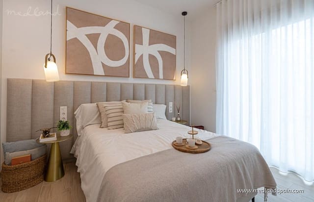 3 soveværelse Villa til salg i Ciudad Quesada, Rojales med swimmingpool garage - € 435.000 (Ref: 9385333)