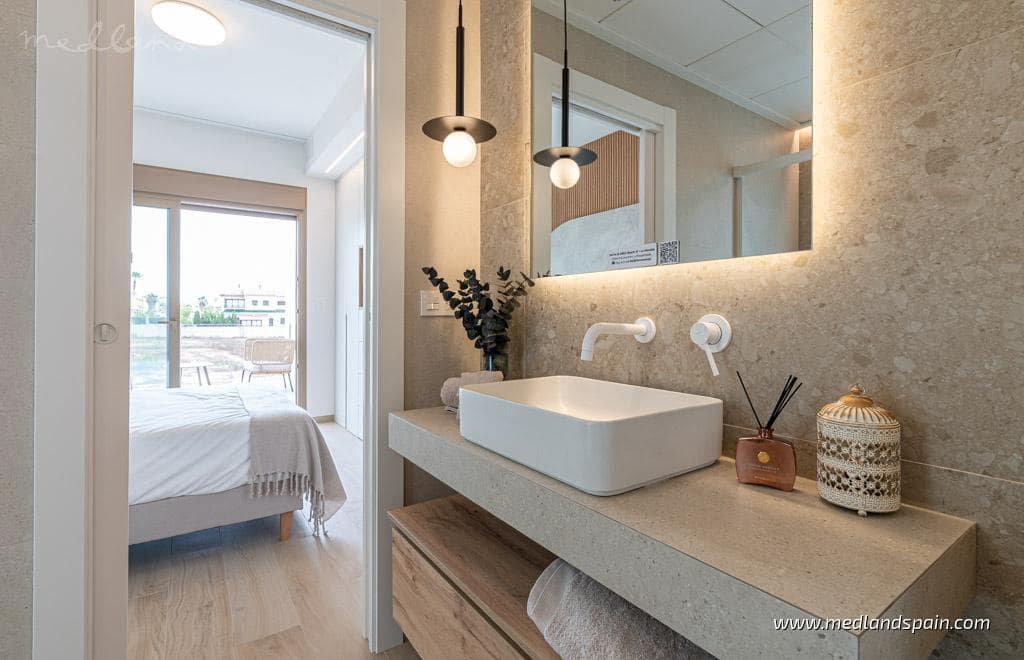 3 bedroom Villa for sale in Ciudad Quesada with pool garage - € 435,000 (Ref: 9385333)