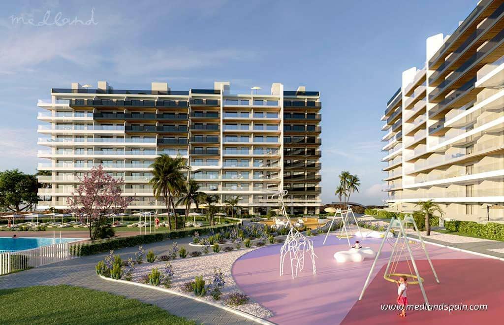 3 Zimmer Apartment zu verkaufen in Punta Prima mit Pool Garage - 399.000 € (Ref: 9387713)