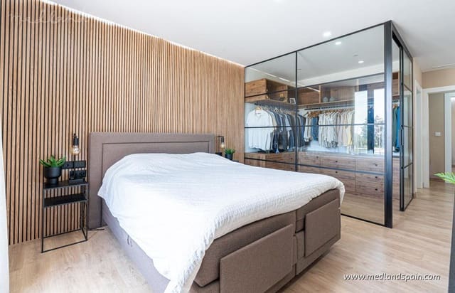 3 quarto Casa em Banda para venda em Dolores com piscina garagem - 350 000 € (Ref: 9387715)