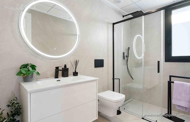 3 soveværelse Villa til salg i Ciudad Quesada, Rojales med swimmingpool garage - € 549.000 (Ref: 9387717)