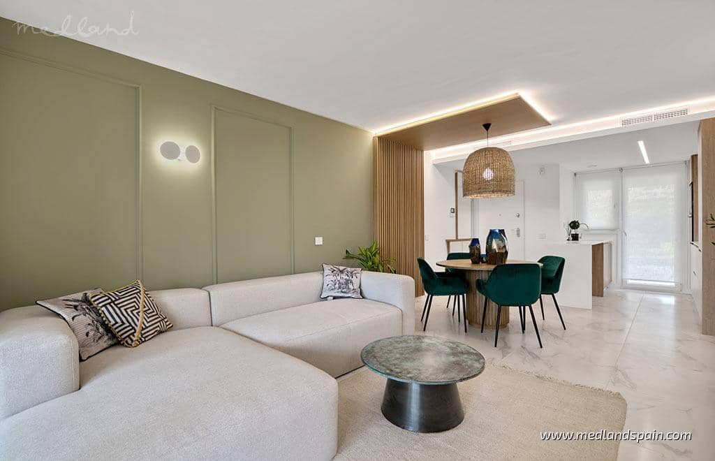 3 bedroom Apartment for sale in Punta Prima with pool garage - € 364,000 (Ref: 9387718)