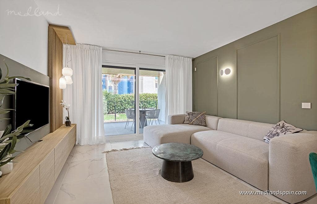 3 bedroom Apartment for sale in Punta Prima with pool garage - € 364,000 (Ref: 9387718)