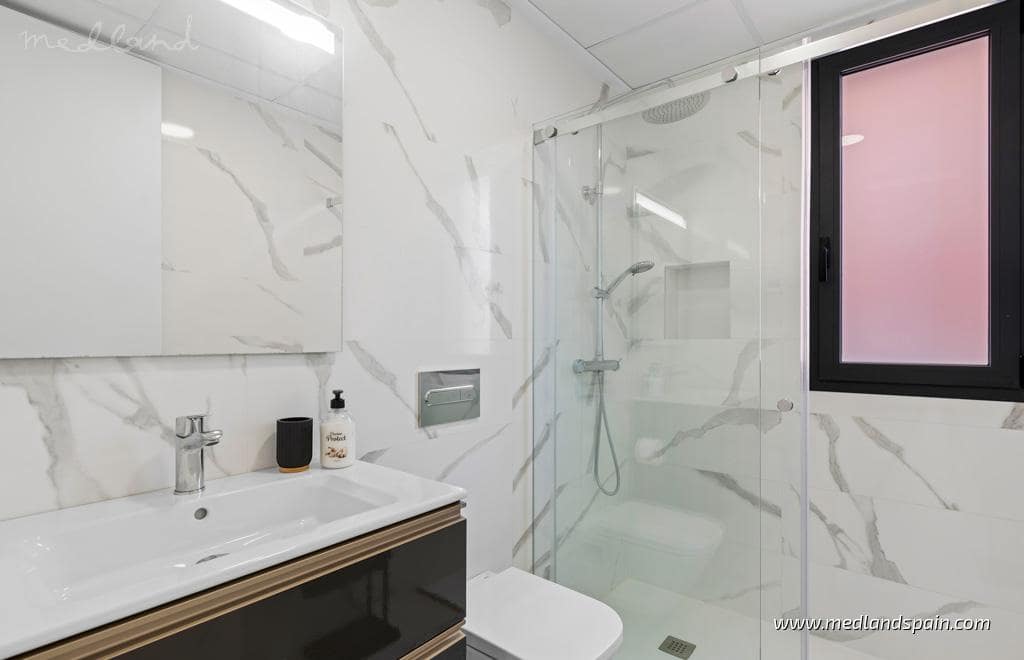 4 sovrum Villa till salu i Guardamar del Segura med pool garage - 507 050 € (Ref: 9390422)