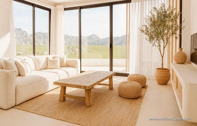 3 Zimmer Villa zu verkaufen in La Marina, Elche / Elx mit Pool Garage - 755.000 € (Ref: 9395842)