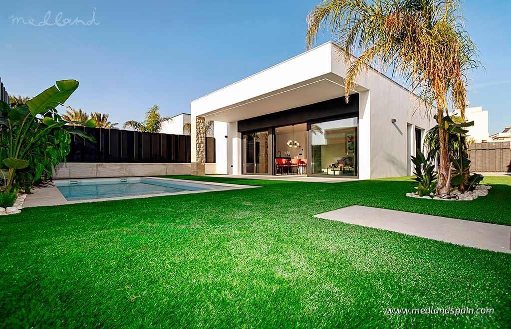 3 soverom Villa til salgs i Molina de Segura med svømmebasseng garasje - € 379 000 (Ref: 9403280)