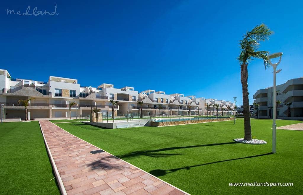 3 sovrum Lägenhet till salu i Guardamar del Segura med pool garage - 330 000 € (Ref: 9426987)