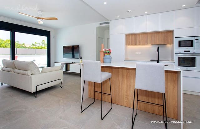 3 soverom Hus til salgs i Sucina, Murcia by med svømmebasseng garasje - € 359 900 (Ref: 9431627)