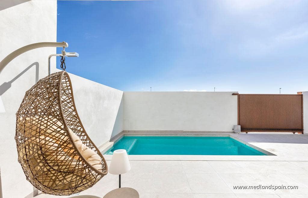 3 soveværelse Villa til salg i Santiago de la Ribera med swimmingpool garage - € 385.000 (Ref: 9431629)