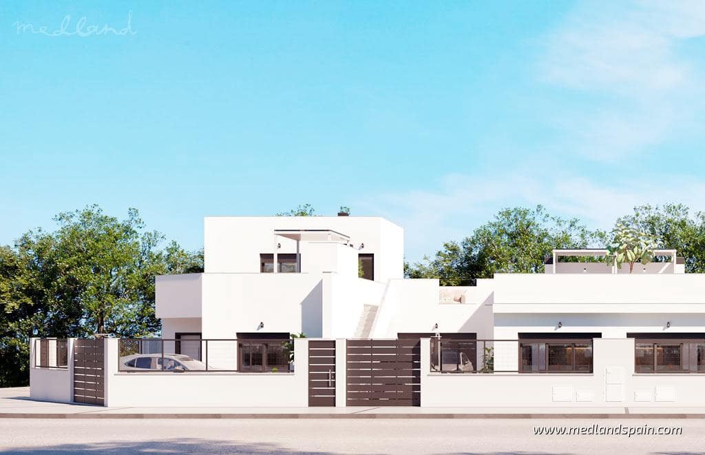 2 soverom Hus til salgs i Roldan med svømmebasseng - € 289 900 (Ref: 9439867)