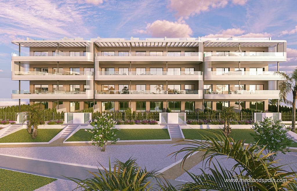 2 quarto Apartamento para venda em Torrevieja com piscina garagem - 345 000 € (Ref: 9439870)